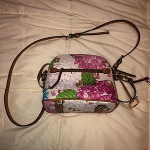 D&B mini dome hydrangea crossbody